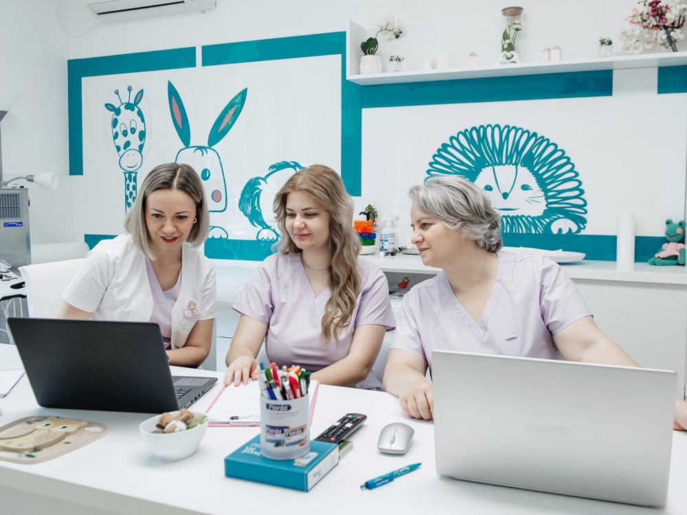 Despre-noi-pediakidmm-baia-mare